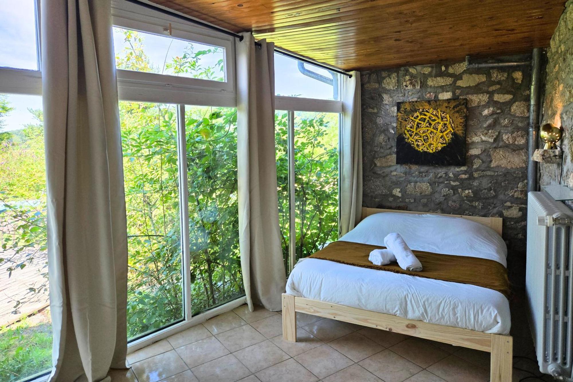 Villa De Luxe, Nichee Dans Les Montagnes Lavoine Luaran gambar