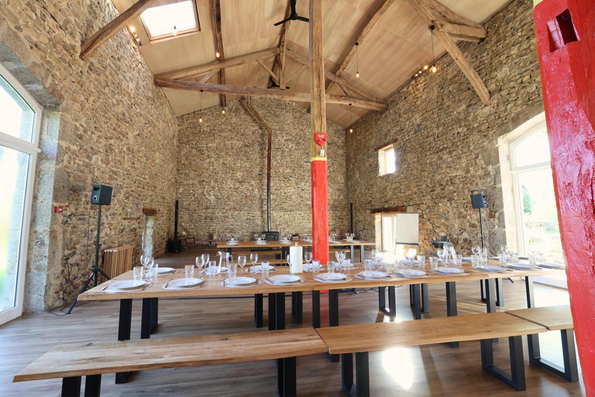 Villa De Luxe, Nichee Dans Les Montagnes Lavoine Luaran gambar