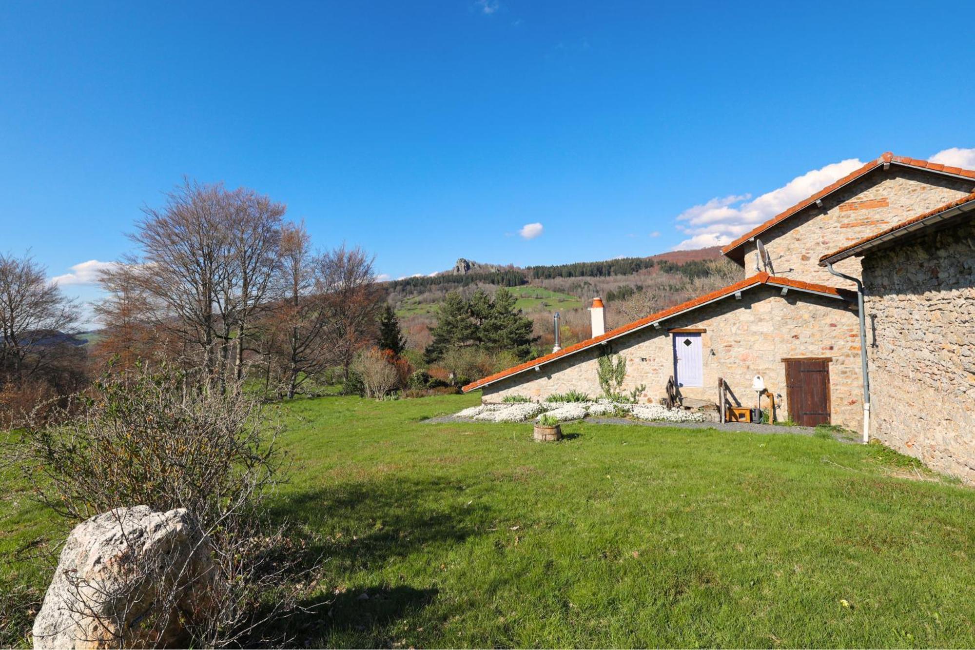 Villa De Luxe, Nichee Dans Les Montagnes Lavoine Luaran gambar