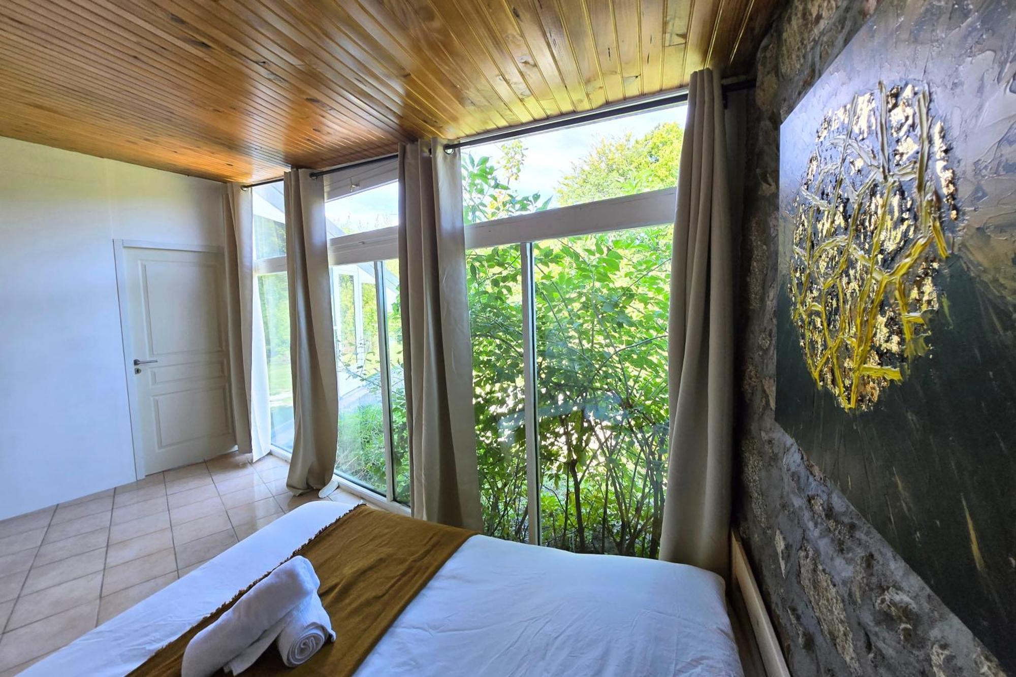 Villa De Luxe, Nichee Dans Les Montagnes Lavoine Luaran gambar