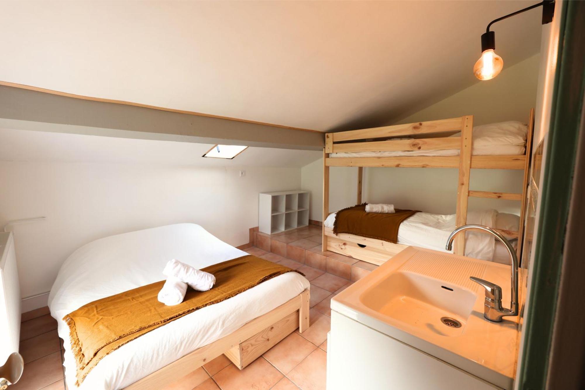 Villa De Luxe, Nichee Dans Les Montagnes Lavoine Luaran gambar