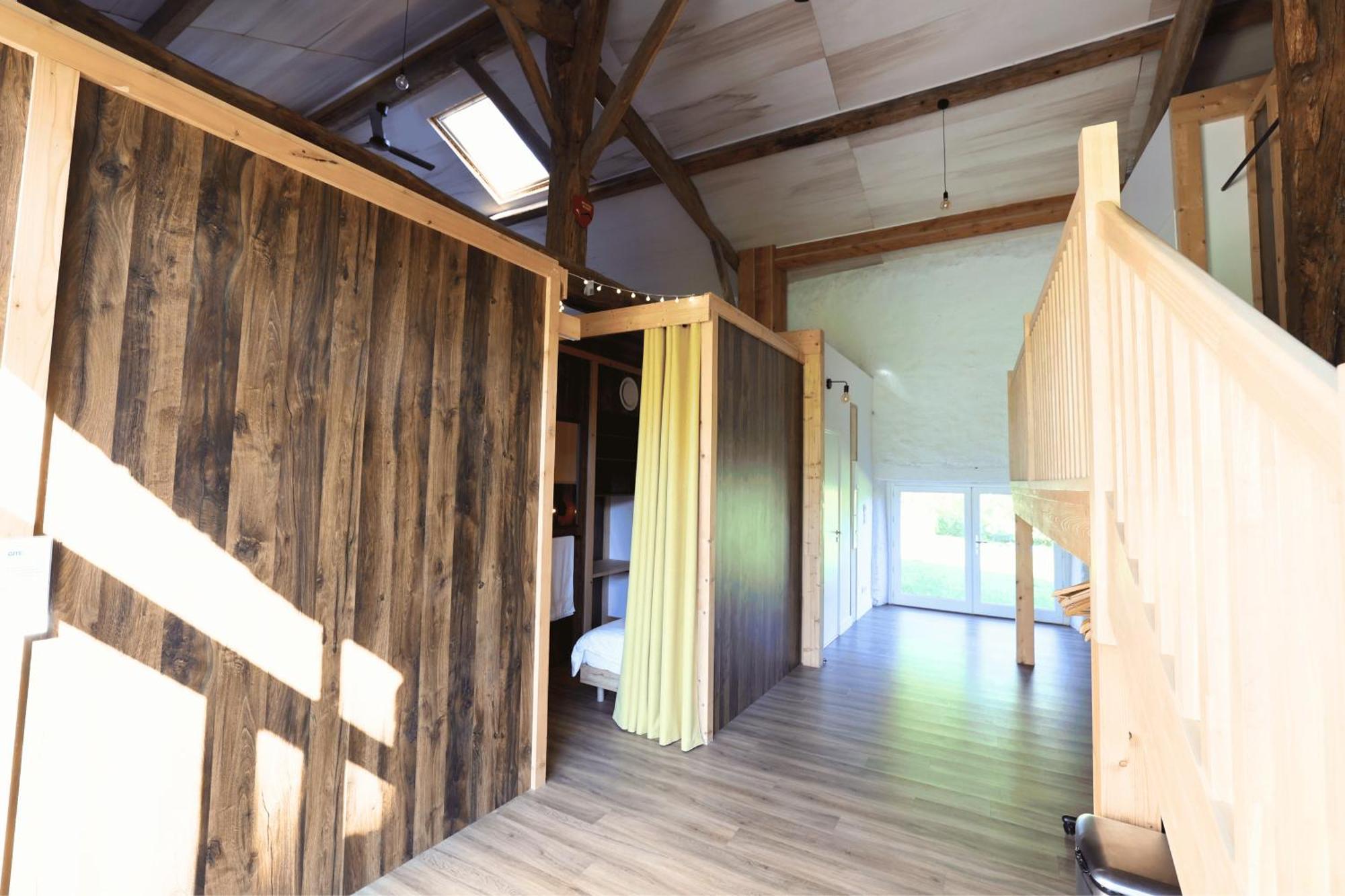 Villa De Luxe, Nichee Dans Les Montagnes Lavoine Luaran gambar